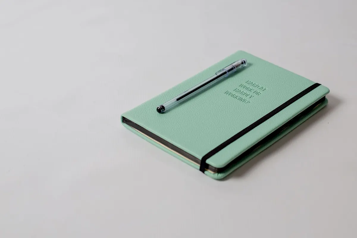 How to Start a One-Line-a-Day Journal (With British Seasonal Prompts)